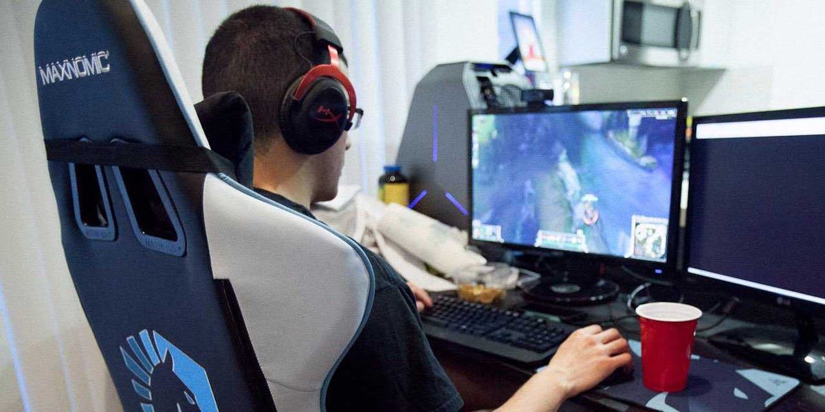 7 Tips to Start a Professional Gamer Career