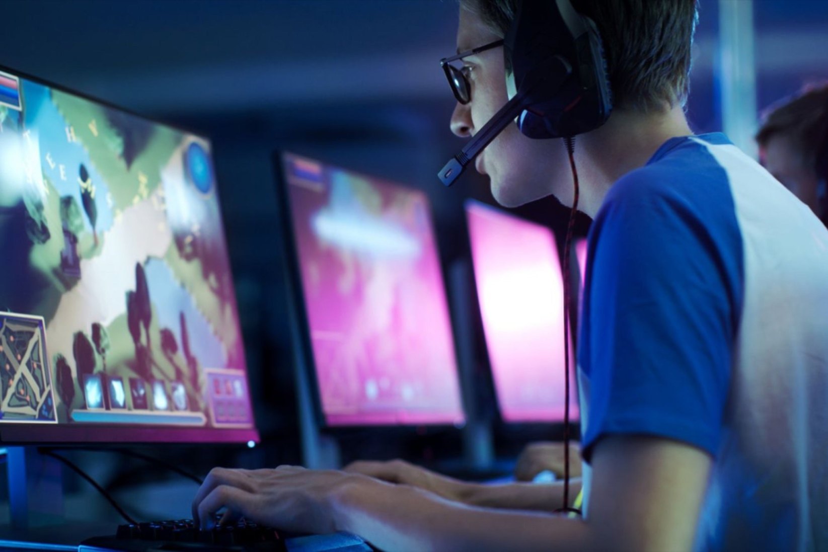 7 Tips to Start a Professional Gamer Career